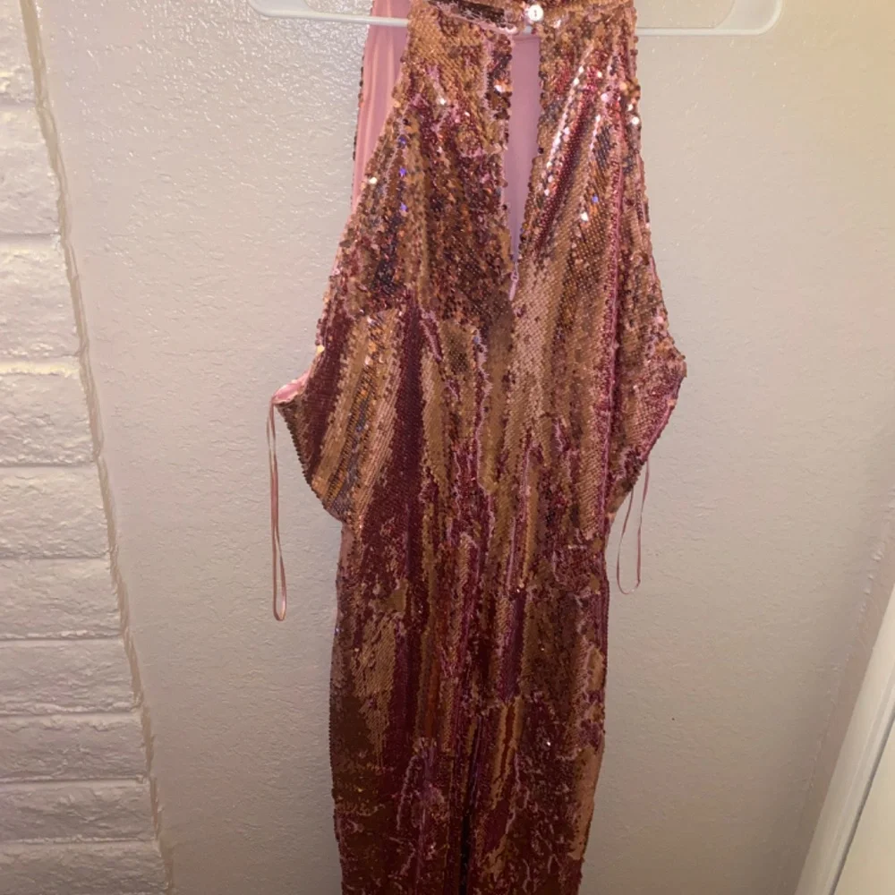 Pink sequin midi dress with slit size 3x - Picture 2 of 4